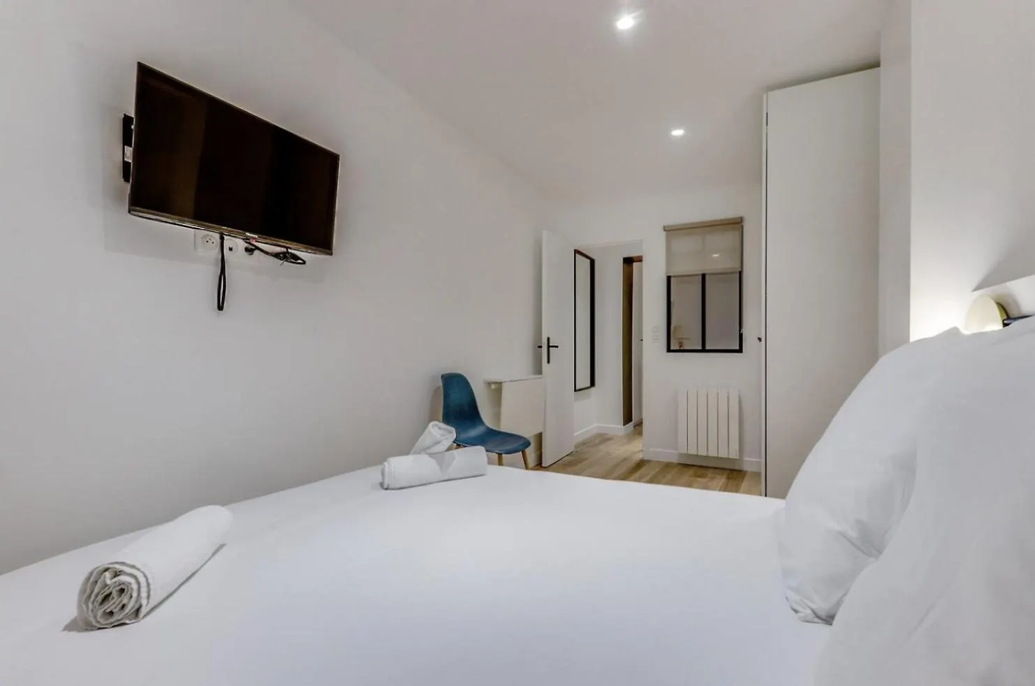 La Nuit Etoilee - Moderne & Elegant - Marais Apartment Paris
