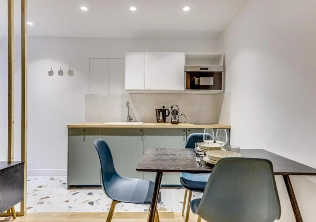 La Nuit Etoilee - Moderne & Elegant - Marais Apartment Paris