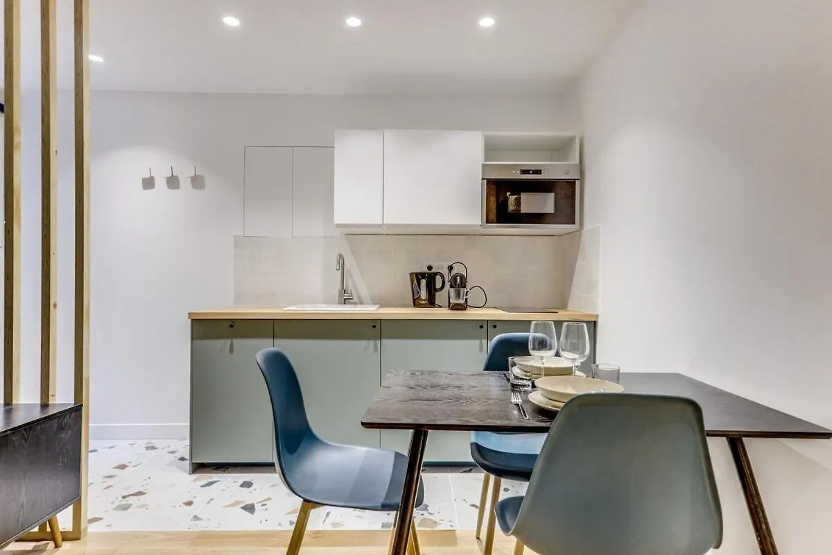 La Nuit Etoilee - Moderne & Elegant - Marais Apartment Paris